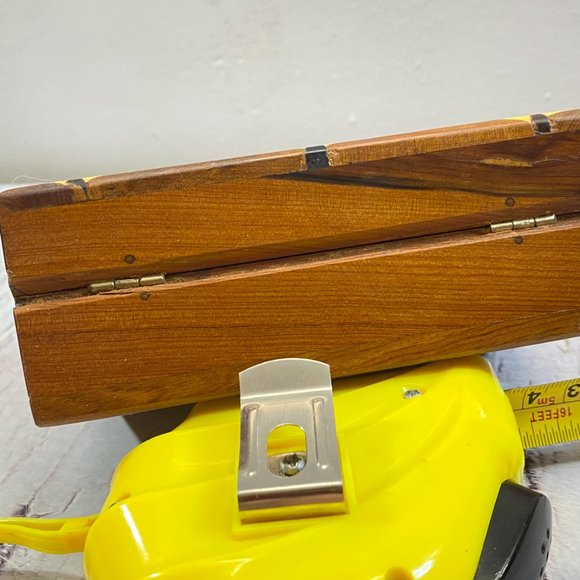 Vintage Exquisite Thuya Burl Wooden Jewelry Box, Timeless Keepsake Chest - Picture 6 of 9